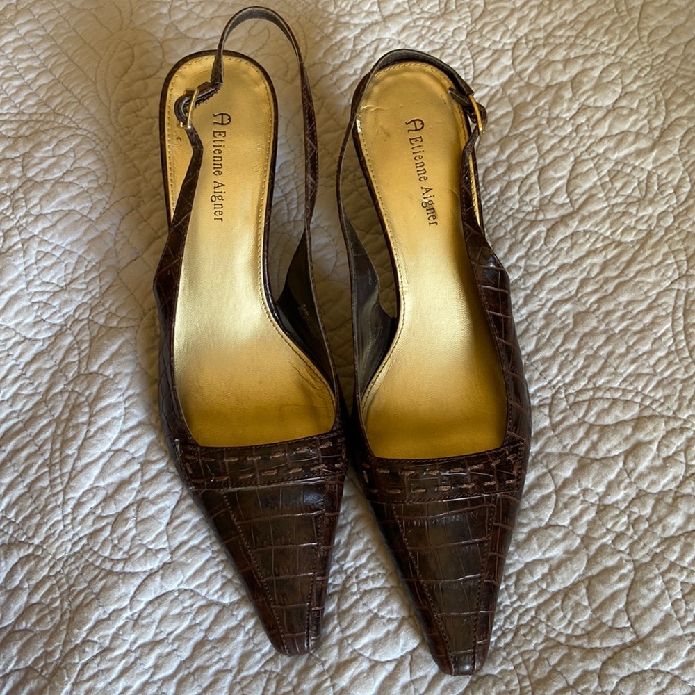 AEtienne Aigner 8.5 brown pointy toes 2.5 heels